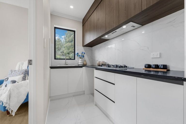 Photo of property in 2e Hughs Way, Flat Bush, Auckland, 2019