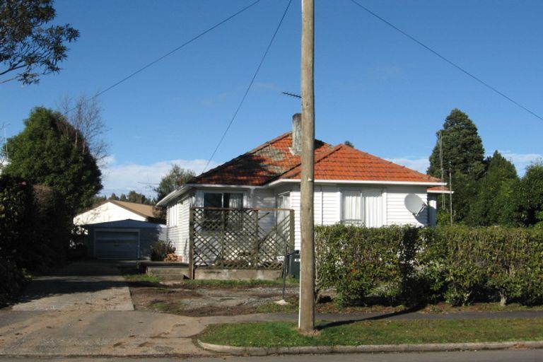 Photo of property in 86 Alfred Street, Fairfield, Hamilton, 3214