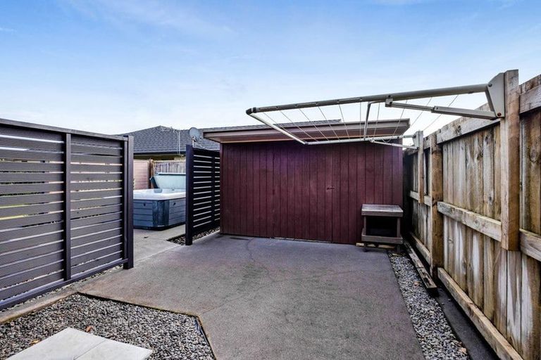 Photo of property in 5 Marlin Terrace, Bell Block, New Plymouth, 4312