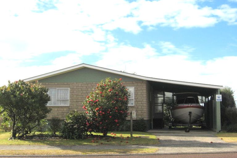 Photo of property in 38 Cory Wright Drive, Tairua, 3508