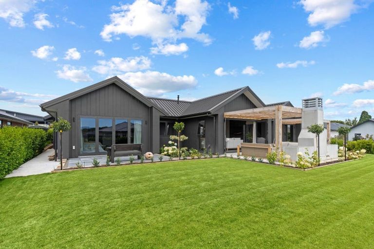 Photo of property in 24 Coralie Place, Lansdowne, Masterton, 5810