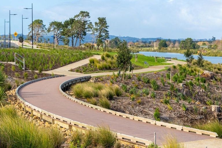 Photo of property in 26 Emerald Avenue, Rosehill, Papakura, 2113