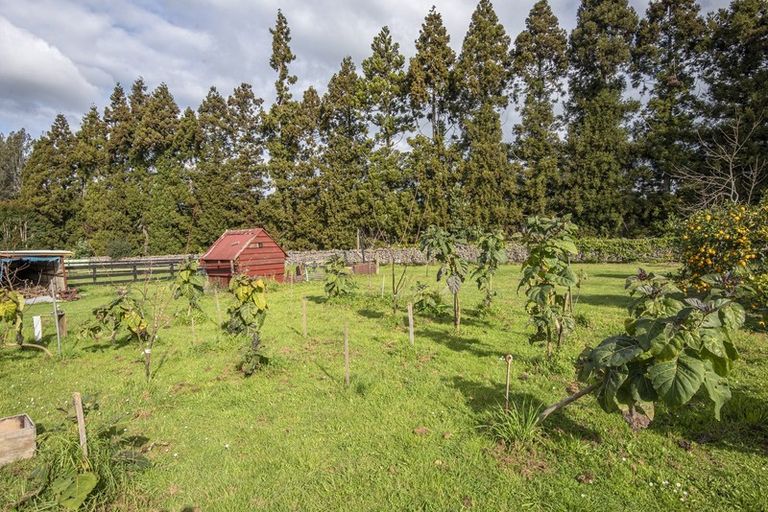Photo of property in 647 State Highway 14, Maunu, Whangarei, 0179