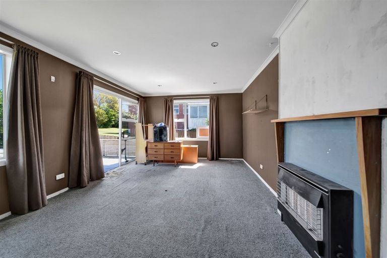 Photo of property in 28 Camellia Avenue, Bell Block, New Plymouth, 4312