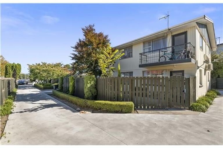 Photo of property in 45 Whitmore Street, Edgeware, Christchurch, 8013