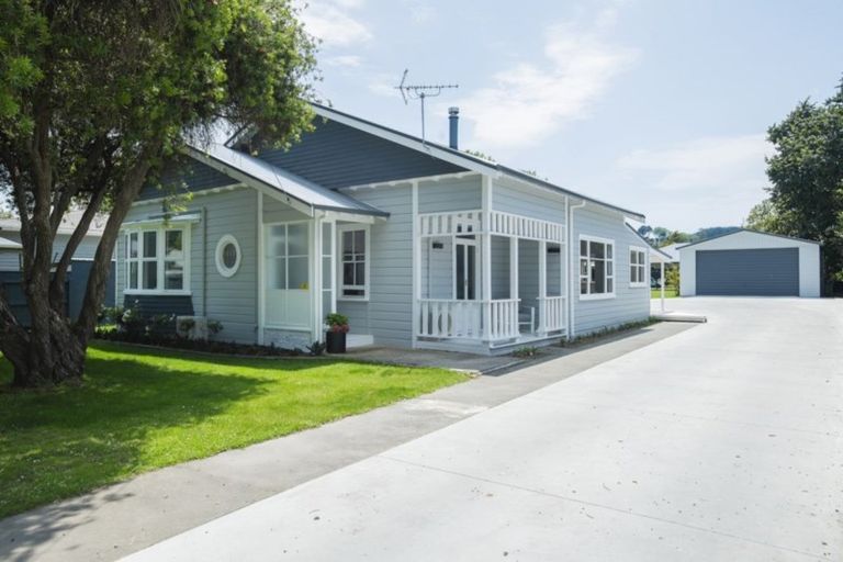 Photo of property in 69 Stout Street, Whataupoko, Gisborne, 4010