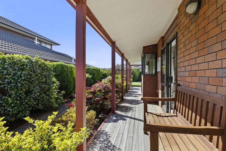 Photo of property in 28 De Menech Grove, Avalon, Lower Hutt, 5011