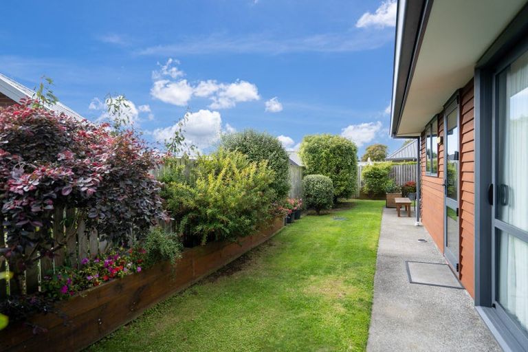 Photo of property in 11 Clifford Close, Leamington, Cambridge, 3432