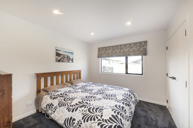 Photo of property in 24a Roberts Line, Kelvin Grove, Palmerston North, 4414