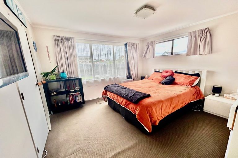 Photo of property in 300 Mitchell Street, Brooklyn, Wellington, 6021