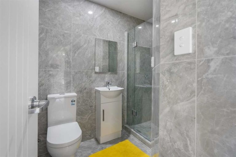 Photo of property in 8c Mahon Place, Papatoetoe, Auckland, 2025