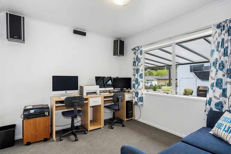 Photo of property in 72 Ridgeway Drive, Te Kamo, Whangarei, 0112