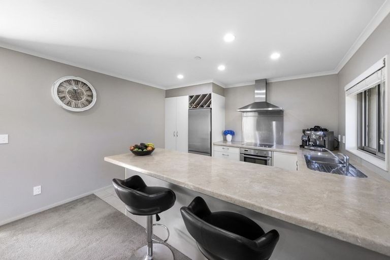 Photo of property in 42 Evergreen Crescent, Trentham, Upper Hutt, 5018