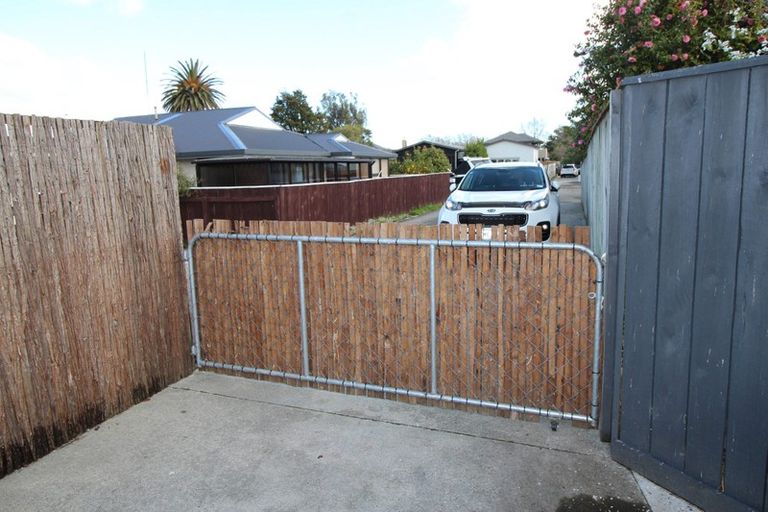 Photo of property in 9a Stewart Crescent, Hokowhitu, Palmerston North, 4410