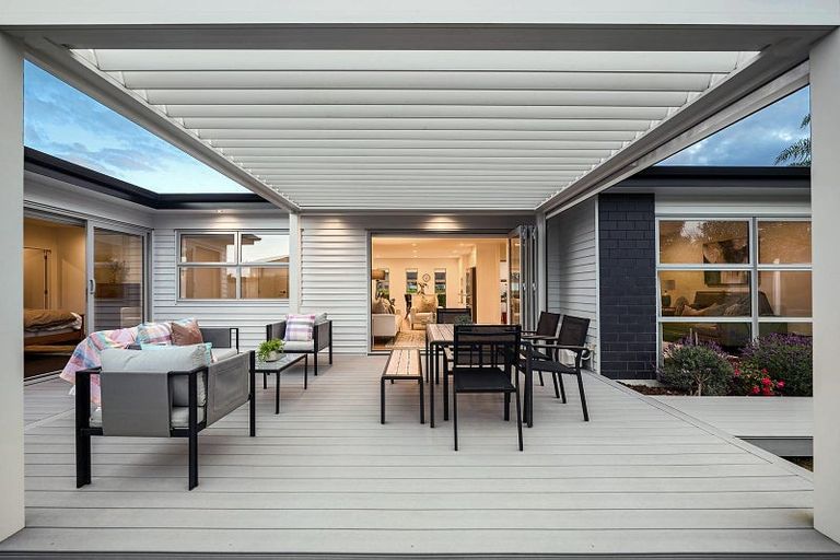 Photo of property in 3 Pitoitoi Drive, Riverhead, 0820