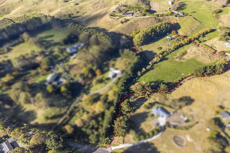 Photo of property in 84 Derham Road, Te Horo, Otaki, 5581