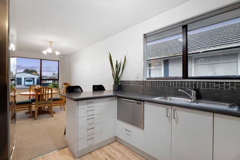 Photo of property in 1/31 Hornsby Street, Bishopdale, Christchurch, 8053