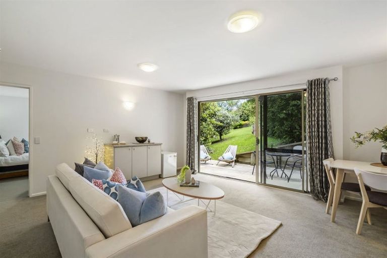 Photo of property in 2/25 Auld Street, Torbay, Auckland, 0630