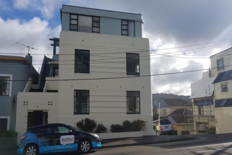 Photo of property in Nissen Court, 11c Hawker Street, Mount Victoria, Wellington, 6011