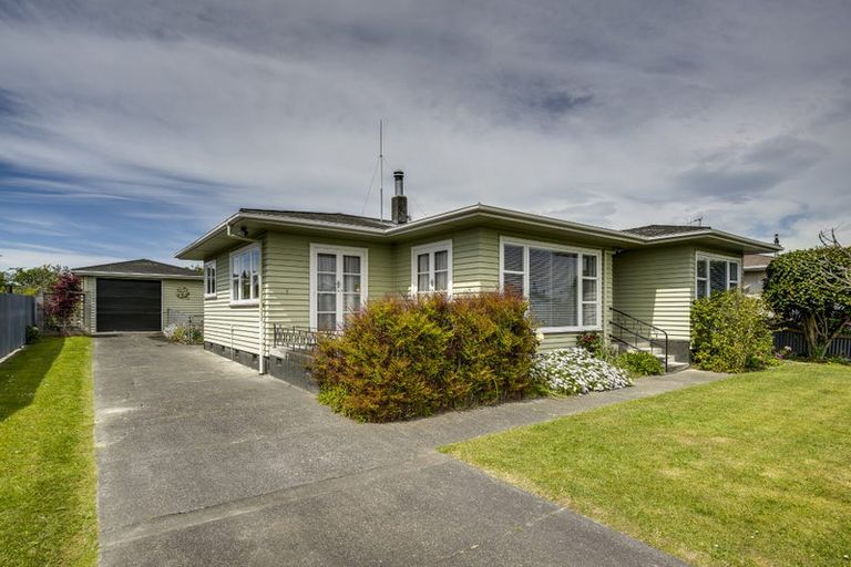 Photo of property in 61 Exeter Crescent, Pirimai, Napier, 4112