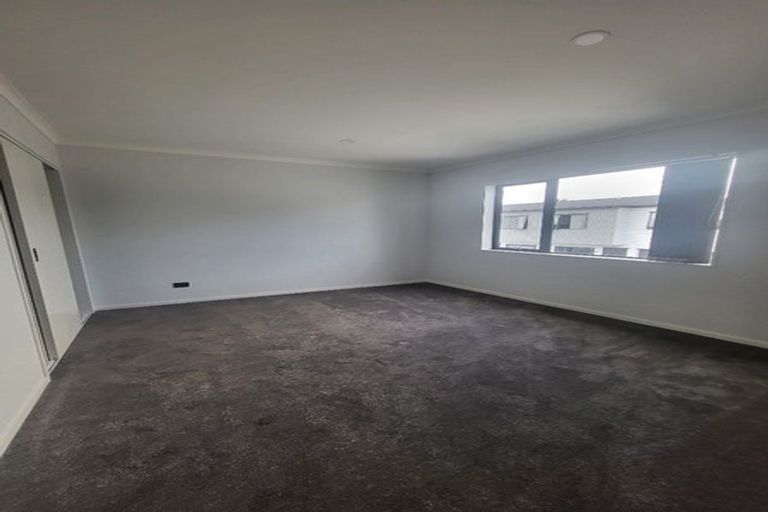 Photo of property in 8c Kent Road, Manurewa, Auckland, 2102