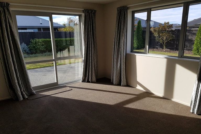 Photo of property in 15 Beech Drive, Rangiora, 7400