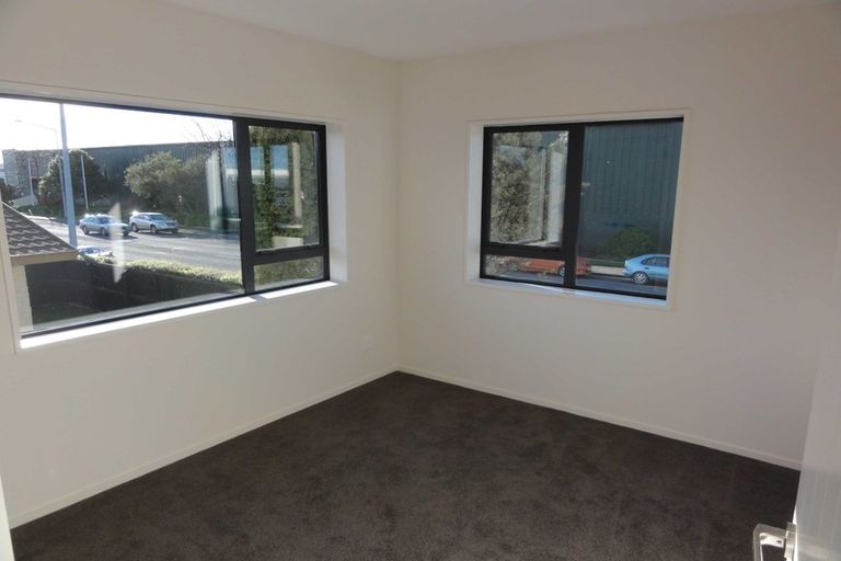 Photo of property in 80d Shakespeare Road, Waltham, Christchurch, 8023