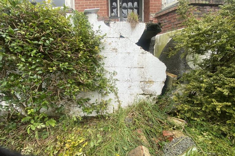 Photo of property in 43 Oates Street, Kaikorai, Dunedin, 9010
