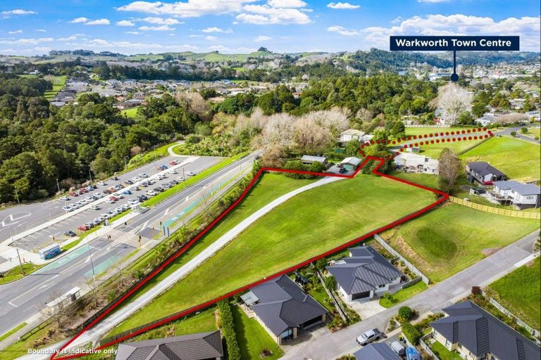 Photo of property in 99 Great North Road, Warkworth, 0984