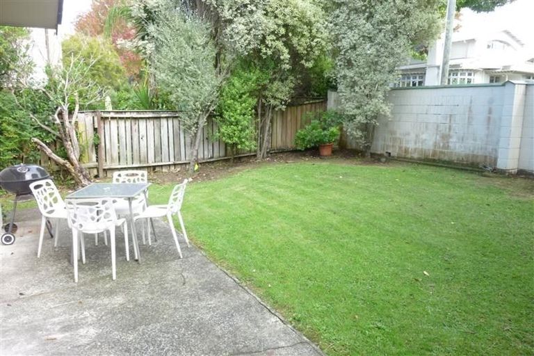 Photo of property in 85a Dignan Street, Point Chevalier, Auckland, 1022