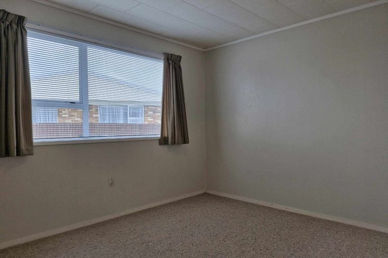 Photo of property in 15 Nelson Street, Waitara, 4320