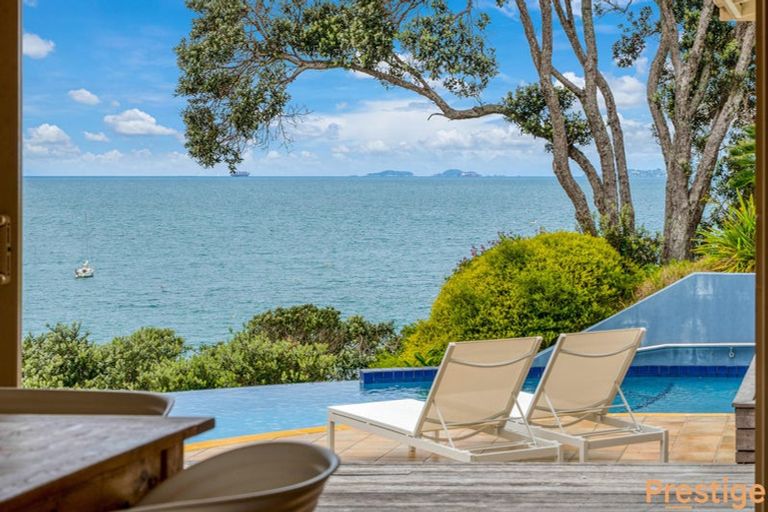 Photo of property in 913 Beach Road, Waiake, Auckland, 0630