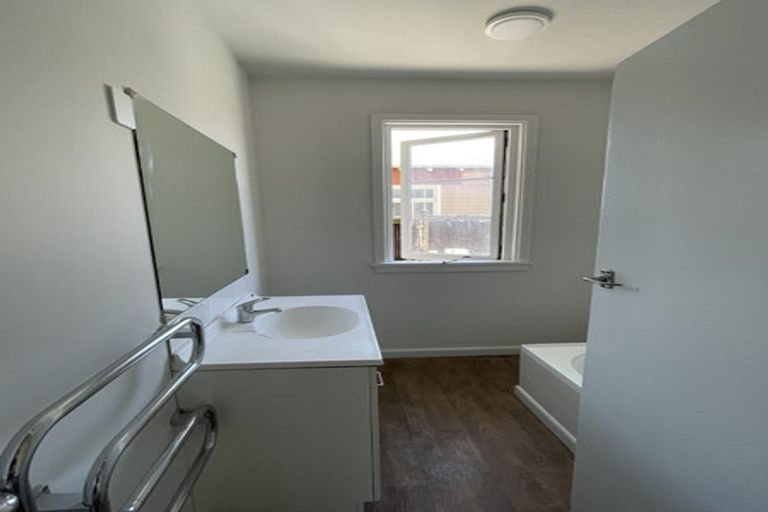 Photo of property in 345 Ferry Road, Waltham, Christchurch, 8011