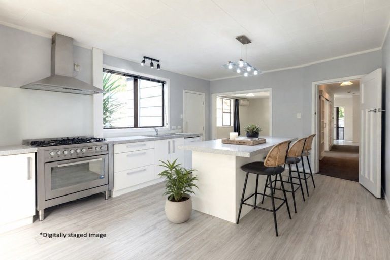 Photo of property in 61 Milton Road, Bluff Hill, Napier, 4110
