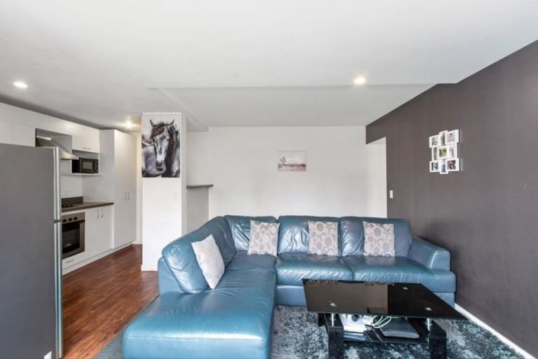 Photo of property in 5/30 Mathesons Road, Phillipstown, Christchurch, 8011