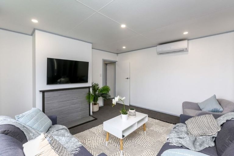 Photo of property in 10 Tohu Place, Spotswood, New Plymouth, 4310