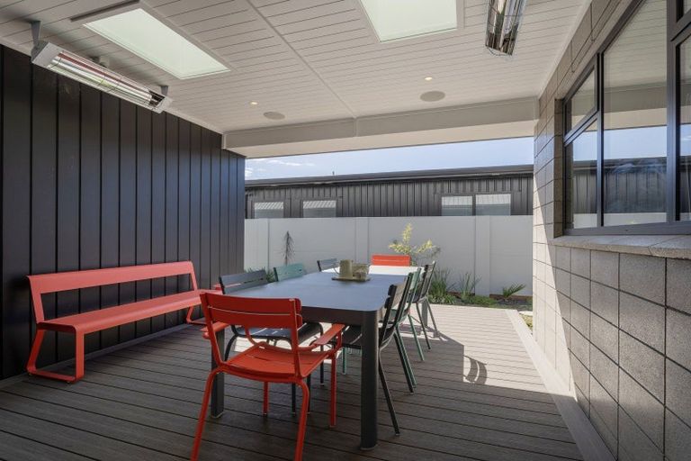 Photo of property in 1 Capstan Crescent, Whitianga, 3510