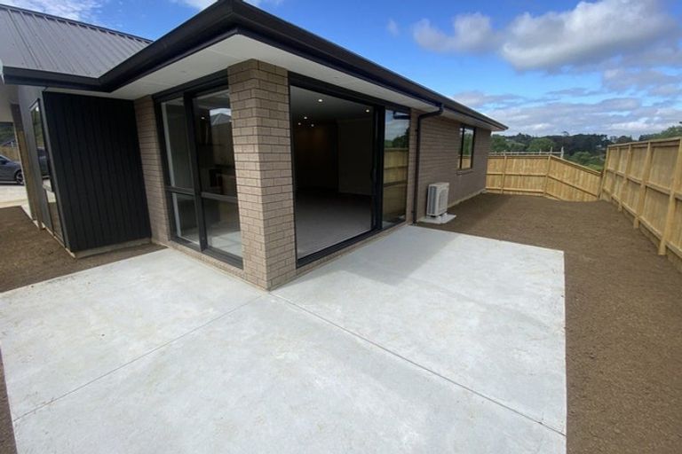 Photo of property in 35a Leathem Crescent, Pokeno, 2402