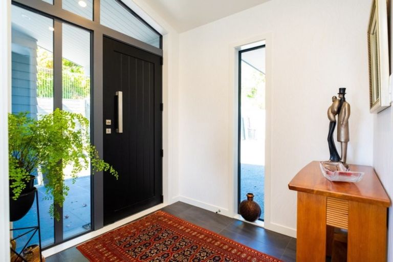 Photo of property in 14a Muritai Crescent, Havelock North, 4130