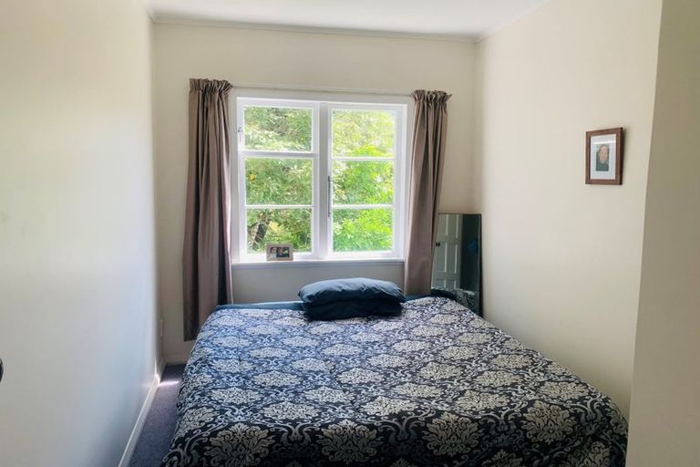 Photo of property in 74 Sunshine Avenue, Karori, Wellington, 6012
