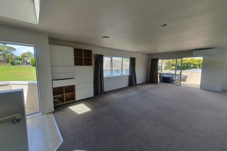 Photo of property in 19 Alamein Avenue, Belmont, Auckland, 0622
