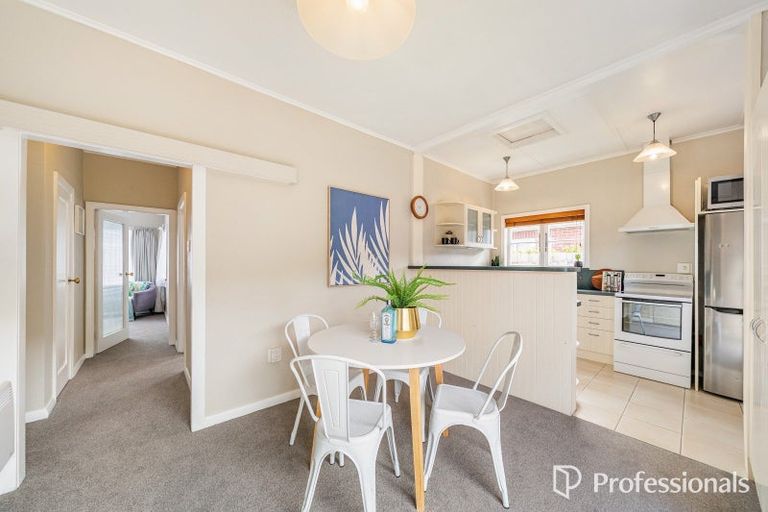 Photo of property in 16 Bell Road, Waiwhetu, Lower Hutt, 5010