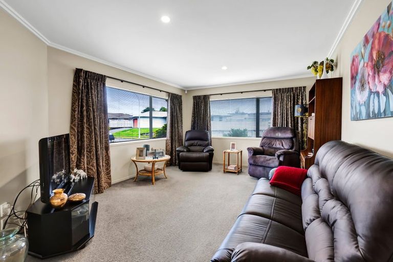 Photo of property in 20 Estate Grove, Inglewood, 4330