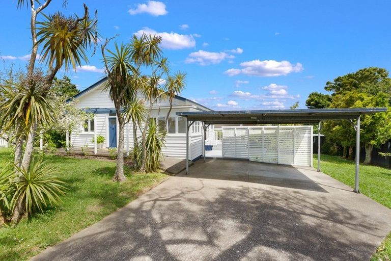 Photo of property in 1/55 Rosier Road, Glen Eden, Auckland, 0602