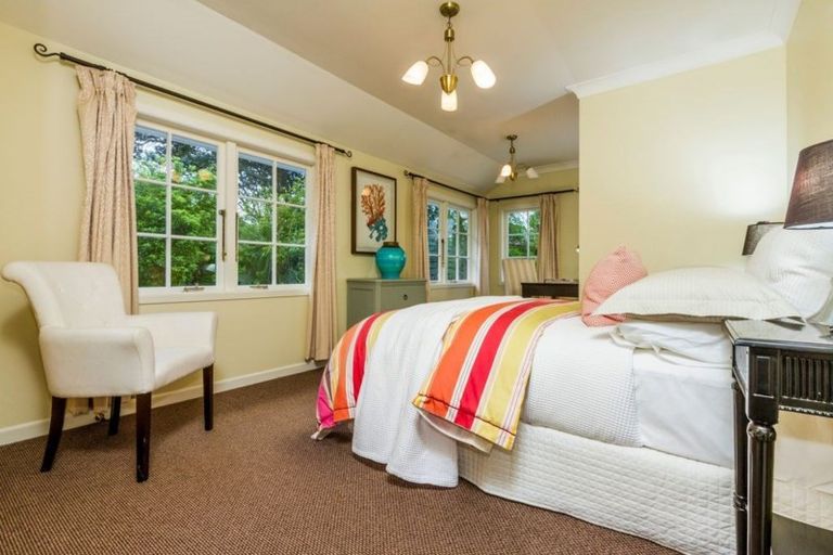 Photo of property in 2/57 Rock Isle Road, Torbay, Auckland, 0630