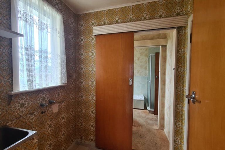 Photo of property in 12 Hickey Place, Opunake, 4616