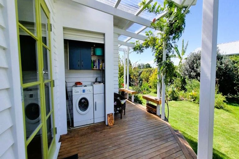 Photo of property in 15 Victoria Avenue, Wairoa, 4108