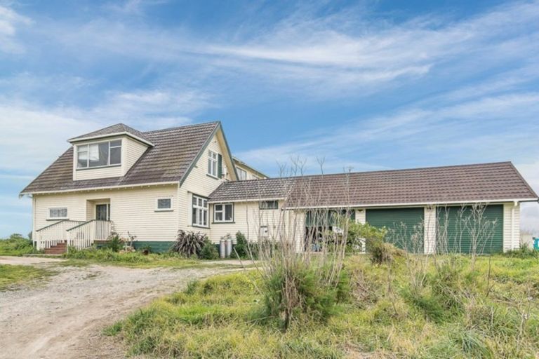 Photo of property in 55 Kapiti Lane, Otaki Beach, Otaki, 5512