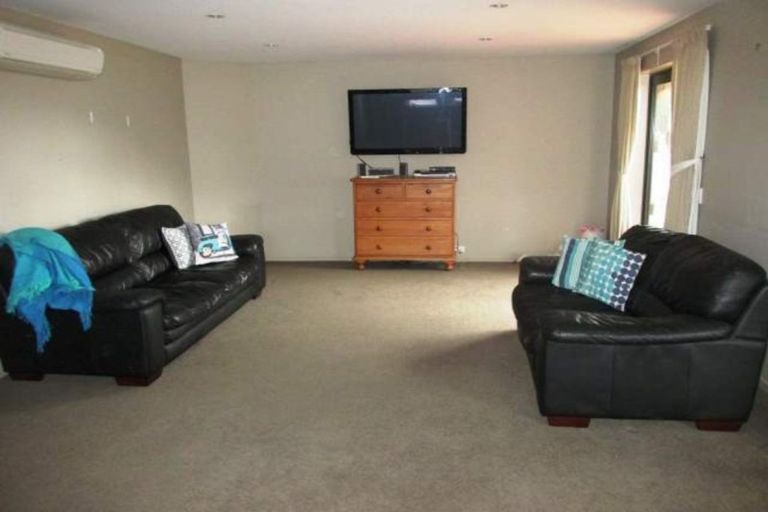 Photo of property in 11 Wicken Place, Reefton, 7830