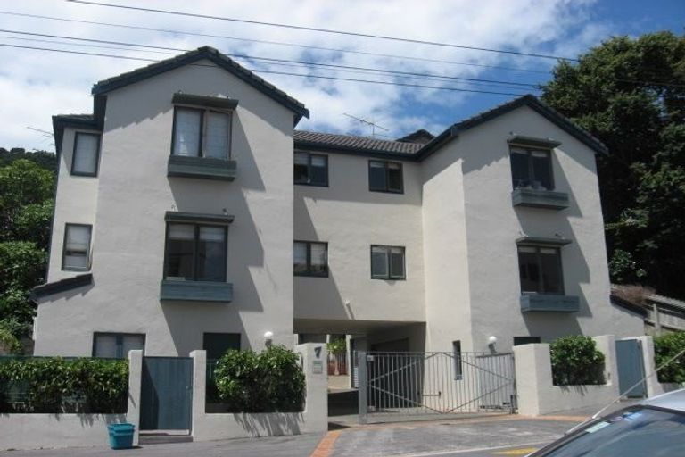 Photo of property in 7e Austin Street, Mount Victoria, Wellington, 6011